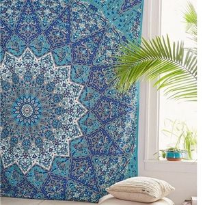 URBAN OUTFITTERS TAPESTRY